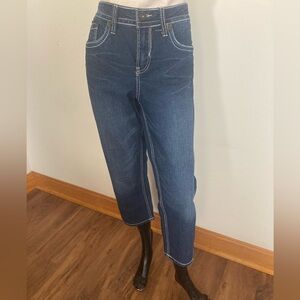Classic Blue Women's Cropped Jeans
Item# TScpc18